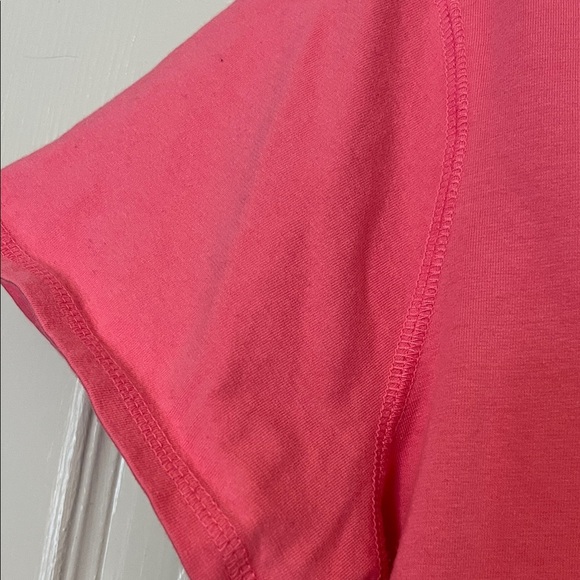 Danskin Pink Short Sleeve V-Neck Tee Medium (8-10) - Picture 4 of 4